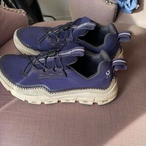 On Running women’s Navy and Cream Sneakers